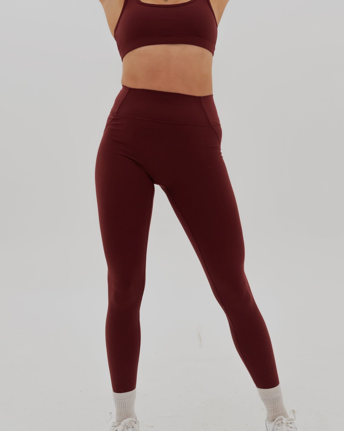 Leggings de sport haute performance et élégants en mouvement, confort exceptionnel et qualité artisanale canadienne par aphrodite